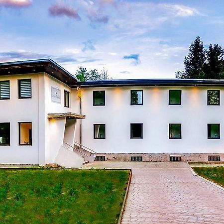 Das Tann Rooms & Wine 塔勒 外观 照片
