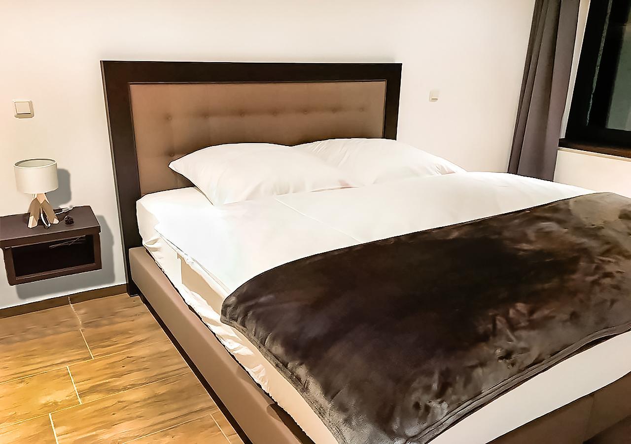 Das Tann Rooms & Wine 塔勒 外观 照片