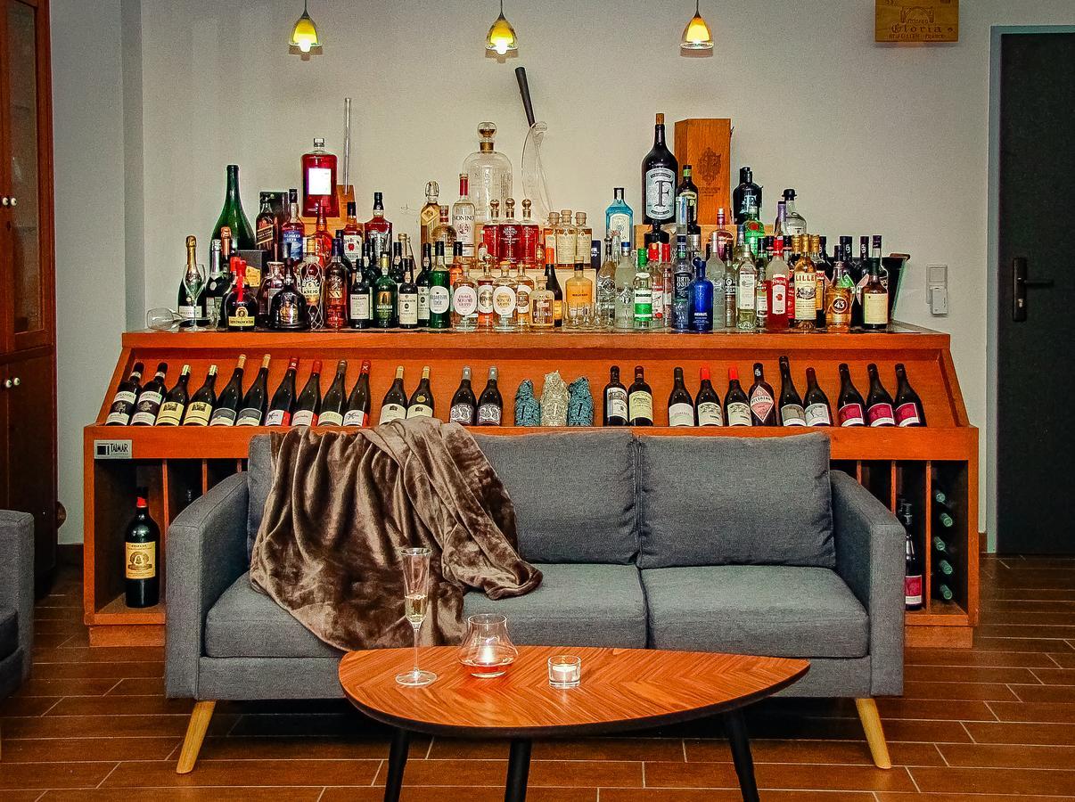 Das Tann Rooms & Wine 塔勒 外观 照片
