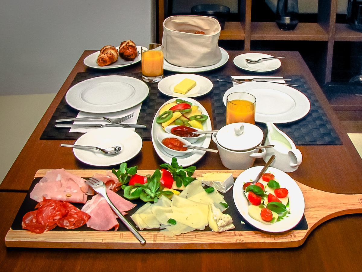 Das Tann Rooms & Wine 塔勒 外观 照片